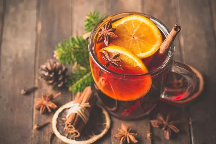 Jakie wino nadaje się na grzańca? Oto najlepsze wybory na zimę