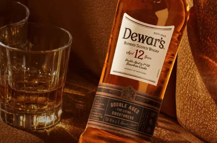 Gdzie kupić whisky 200 ml? Sprawdź najlepsze miejsca i oferty